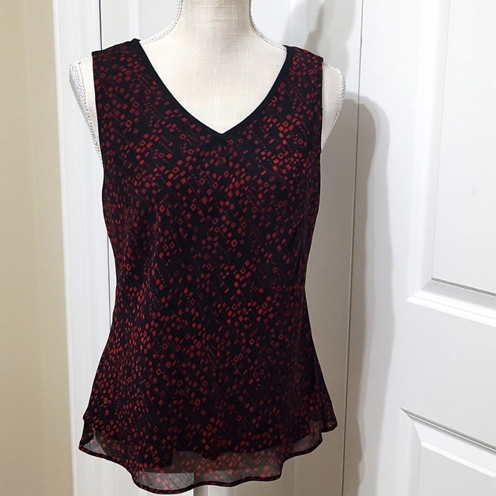 STUDIO I SLEEVELESS BLACK WITH RED TOP NWOT TOP SZ 12 EXCELLENT CONDITION